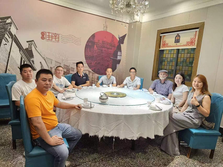 睿婕工廠熱烈歡迎美國夏威夷開發(fā)商到訪考察，共謀國際合作新篇章!